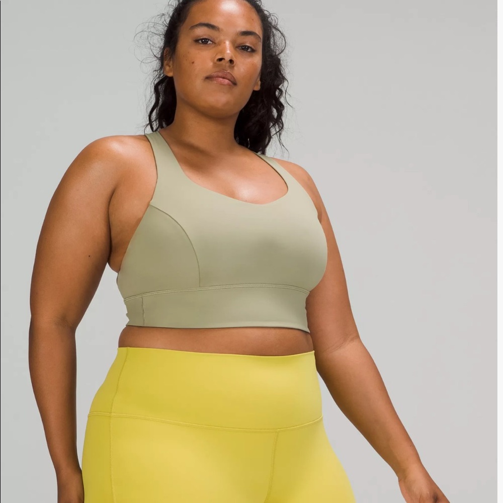 Lululemon Free to be Serene Long Line bra